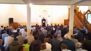 Bajram u Srebrenici: Centralna svečanost održana u Bijeloj džamiji