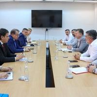 Premijer Nikšić i dopremijeri Kraljević i Mijatović razgovarali sa delegacijom Saveza samostalnih sindikata BiH