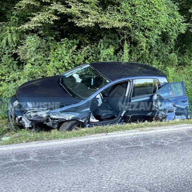 Nesreća na ulazu u Bosanski Novi: Automobil sletio sa puta