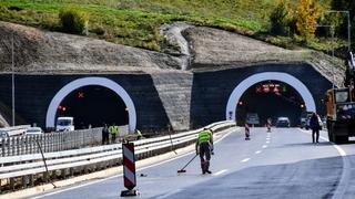 Zbog redovnog servisiranja tunela Ivan: Obustava saobraćaja na autoputu A-1 smjer Tarčin-Ivan