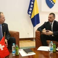 Magazinović sa švicarskim ambasadorom: Otvaranje pregovora s EU se dočekuje u mnogo boljem ozračju