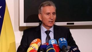 Ademović: Očekivao sam da će visoki predstavnik ukinuti, a ne suspendovati sporni zakon