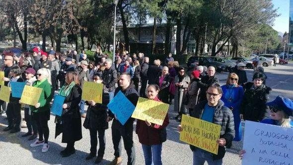 Protesti u Podgorici - Avaz