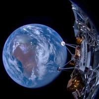 "Odisej" poslao prve fotografije iz svemira: Odličan selfi