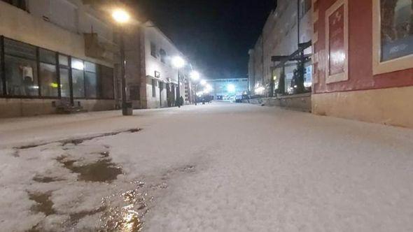 Led prekrio ulice - Avaz