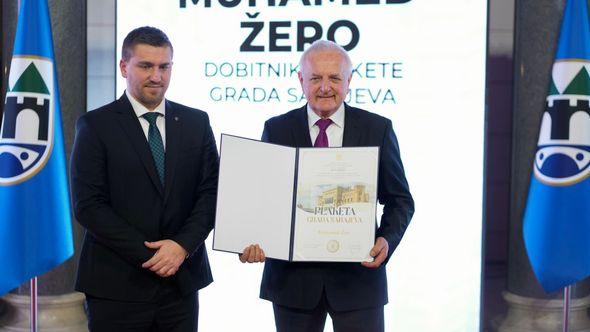 Muhamed Žero: Dobitnik priznanja „Plaketa Grada Sarajeva“ - Avaz