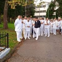 Ljekari u Kantonalnoj bolnici u Bihaću prvi danas održali štrajk upozorenja