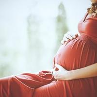 Stručnjaci odgonetnuli u kojim godinama majke imaju najmanji rizik od komplikacija u trudnoći