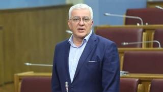 Andrija Mandić ostaje predsjednik Skupštine Crne Gore