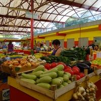 Voće i povrće na pijacama skuplje i do 70 posto: Ko će praviti ajvar i džemove kad su cijene evropske, a plaće bosanske