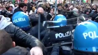 Propalestinski protest u Milanu uprkos zabrani vlasti: Došlo do sukoba s policijom, koristile se i palice
