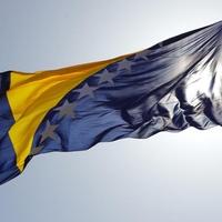 Zastava BiH slavi 26. godišnjicu: Još uvijek traju polemike kako se pravilno postavlja