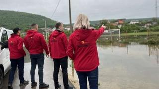 Merhamet dopremio pomoć za poplavljena područja u Krajini, u pripremi i drugi konvoj