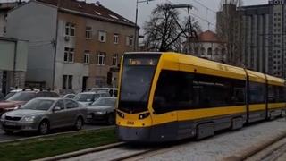 Novi tramvaj obišao krug kroz Sarajevo