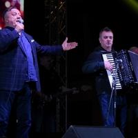 Spektakl u Brčkom, više od 15.000 ljudi pjeva sa Halidom Bešlićem