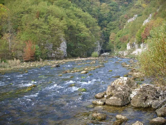 Iako su uzorci s četiri vrela ispravni: Vodu s izvorišta Klokot i Žegar i dalje treba prokuhavati