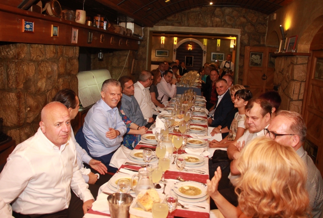 U Zenici organiziran iftar za članove i prijatelje SBB-a