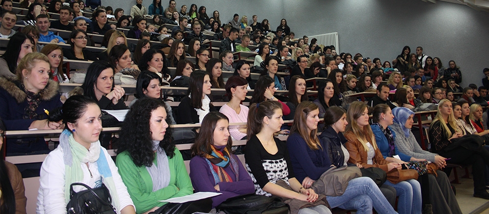 Semestar na Univerzitetu za redovne studente 100 KM