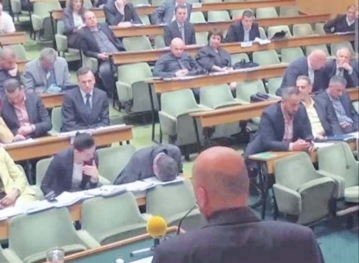 Maratonci istrčali počasni krug