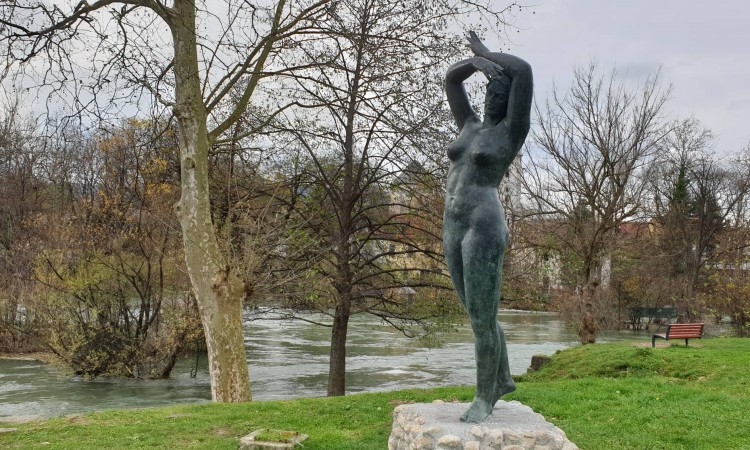 „Djevojka s Une“ ponovo u gradu