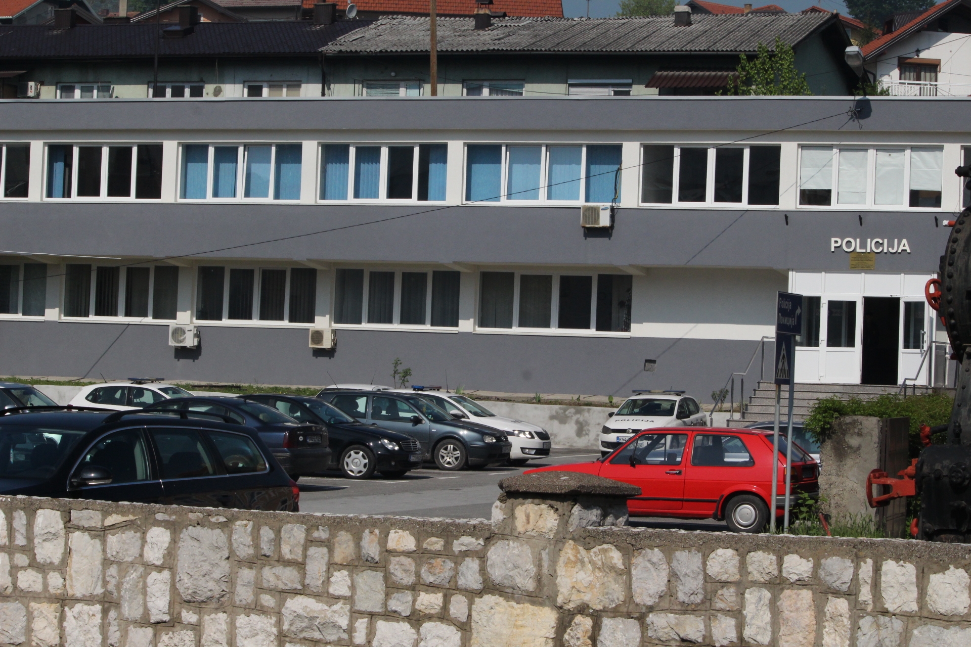 Hapšenje u Gračanici: Pronađena droga i ukradeni predmeti