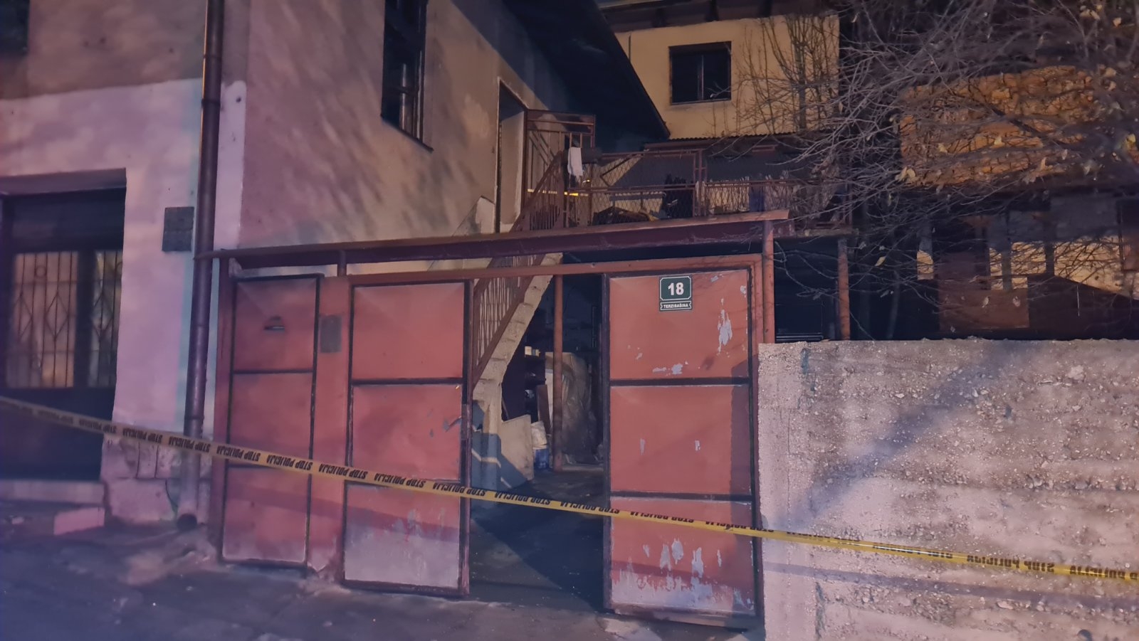 Starija osoba smrtno stradala u požaru