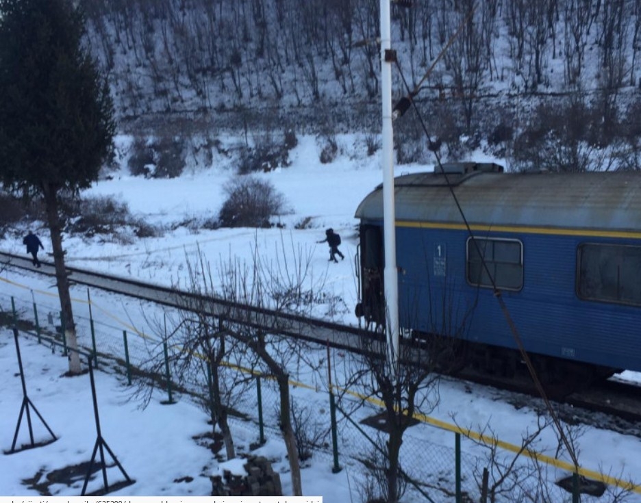 Ljekari se bore za život migranta kojeg je udario voz