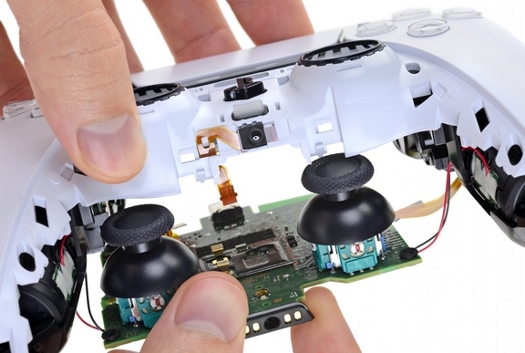 Procjenjuje se da kontroler za PlayStation 5 izdrži samo 417 sati igranja prije nego se počne kvariti