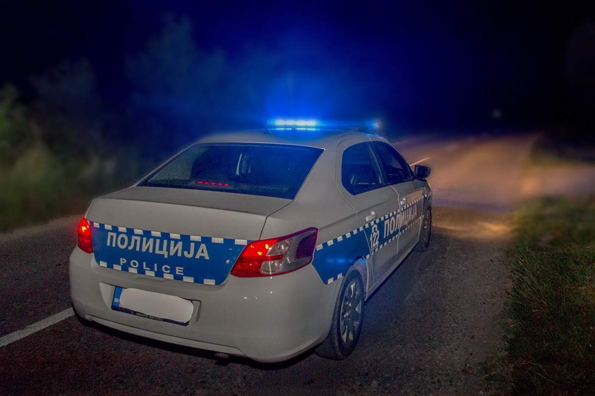 Vanbračnu suprugu ucjenjivao intimnim snimcima