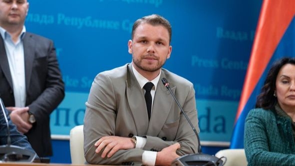 Stanivuković ismijao Minića: Savu Bumeranga kako god baciš, triput se vrati
