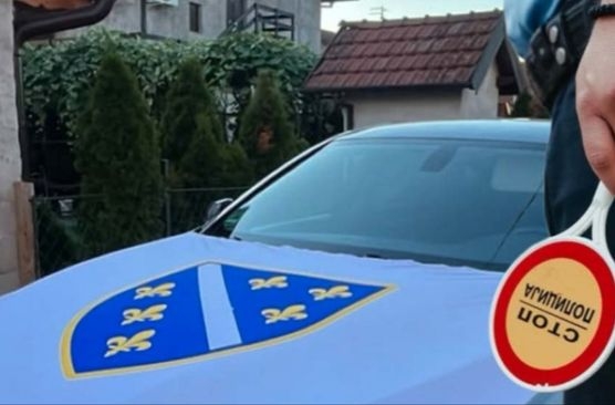 Zastava s ljiljanima mu donijela kaznu u Modriči: Vozač tvrdi da ga je prijavio drugi učesnik u saobraćaju