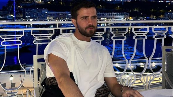 Miralem Pjanić sa sinovima Edinom i Ajlanom uživa na odmoru: Tata i nasljednici modno usklađeni