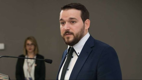 Čavalić tvrdi: Neradnu nedjelju su izlobirali veliki trgovački lanci, nedostaje im radnika, pa žele zabraniti i konkurenciji da radi 