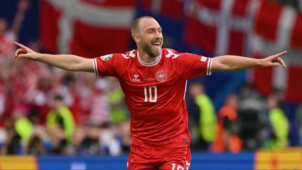 Eriksen nastavlja individualnu rehabilitaciju: Fokus je na oporavku i fudbalu sa djecom