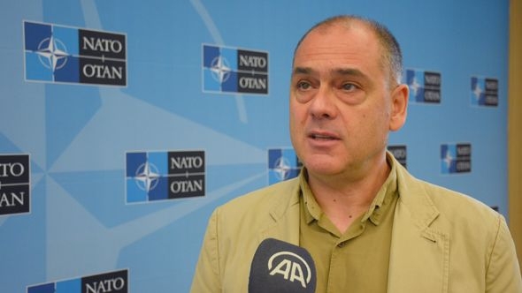 Policija po nalogu VJT ušla u stan i kancelariju vojnog analitičara Aleksandra Radića