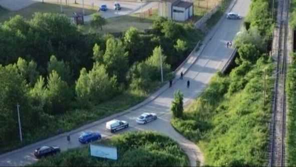 U Ilijašu poginuo vozač Seata: Udario u ogradu mosta i betonski podzid