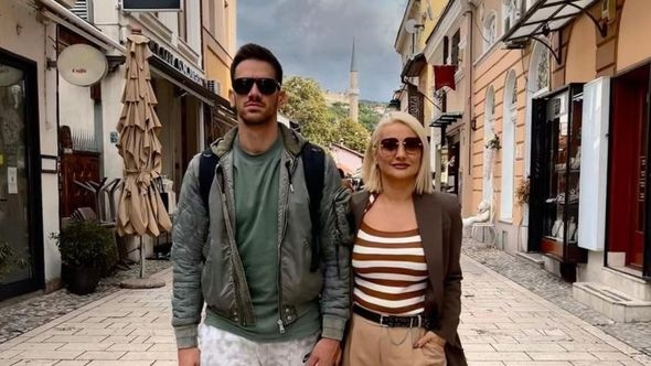 Žena zna znanje: Kako je Goca Tržan „maznula“ 14 godina mlađeg momka