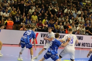 Zmajevi pali nakon velike borbe, jurit će zaostatak u Toršavnu 