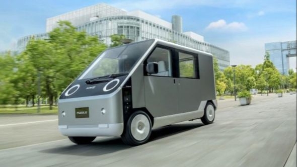 Japanci predstavili kombi na solarni pogon