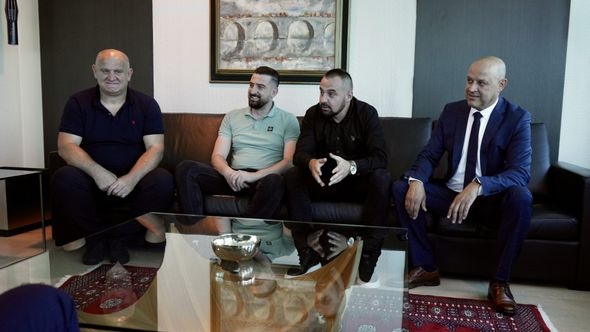 Konaković iz NiP-a "isključio" četiri vijećnika, jer su ga prethodno napustili i prešli kod Radončića!