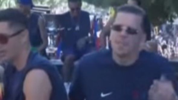 Video / Golmana Barselone pogodili kutijom cigara, njegova reakcija obišla svijet