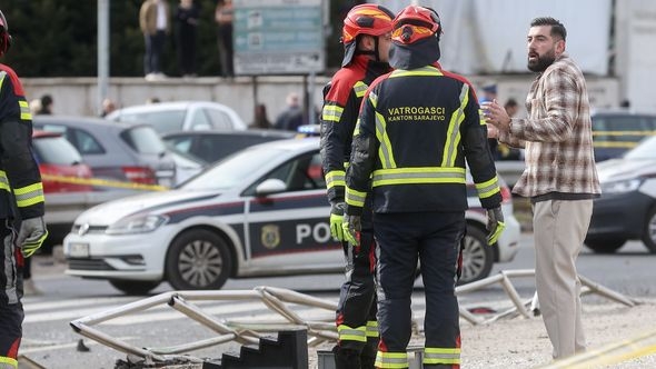 Nevjerica i tuga nakon nesreće: Potresni prizori iz centra Sarajeva