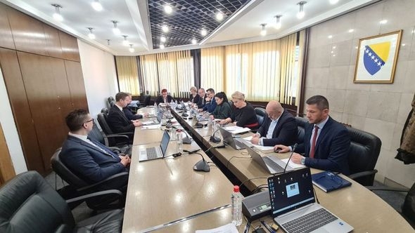 Vlada Kantona dala saglasnost za kupovinu pištolja i opreme MUP-u ZDK
