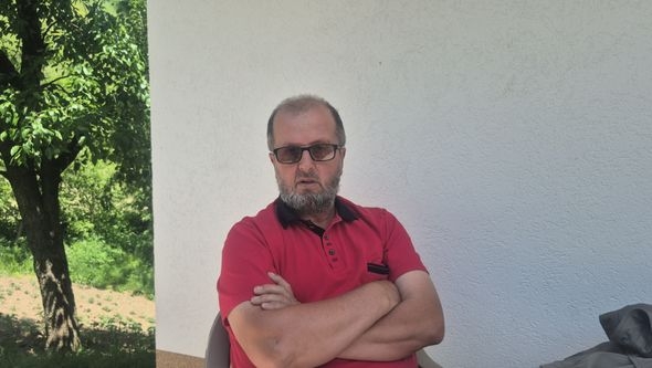 Video / Semir Čajlaković bez penzije nakon četiri decenije staža: 40 godina jame i opet moram na bauštelu