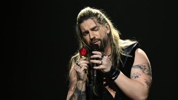 Podignut transparent tokom nastupa Srbije na Eurosongu: Slogan izazvao pažnju