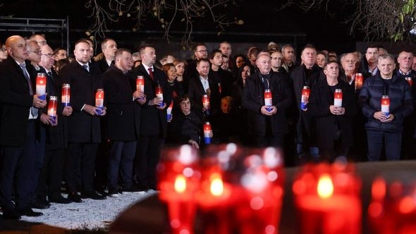 Hrvatska: Odata počast stradalim uoči godišnjice pada Vukovara

