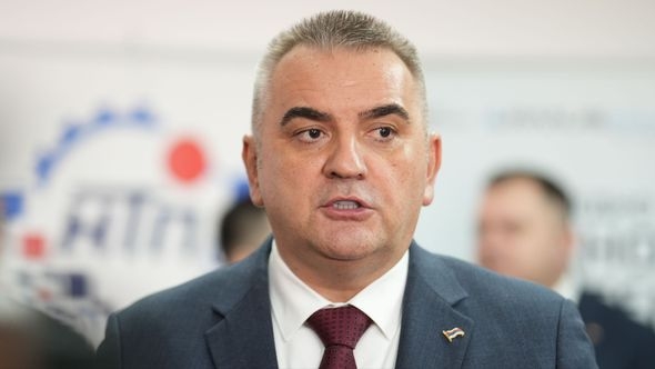 Minić vodi državne poslove