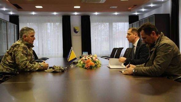 Grad Bihać intenzivira napore za deminiranje i obnovu infrastrukture