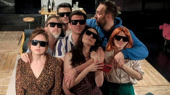U Kamernom teatru 55 večeras predstava “Potpuni stranci“