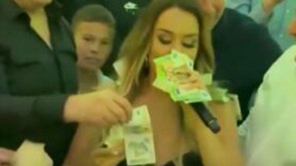 Žena od sultana doživjela neviđeni blam: Htjela bakšiš, a ostala praznih šaka
